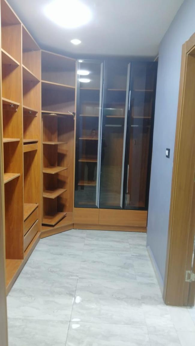 للايجار مفروشة بالكامل امام سيتي ستارز مدينه نصر Cairo