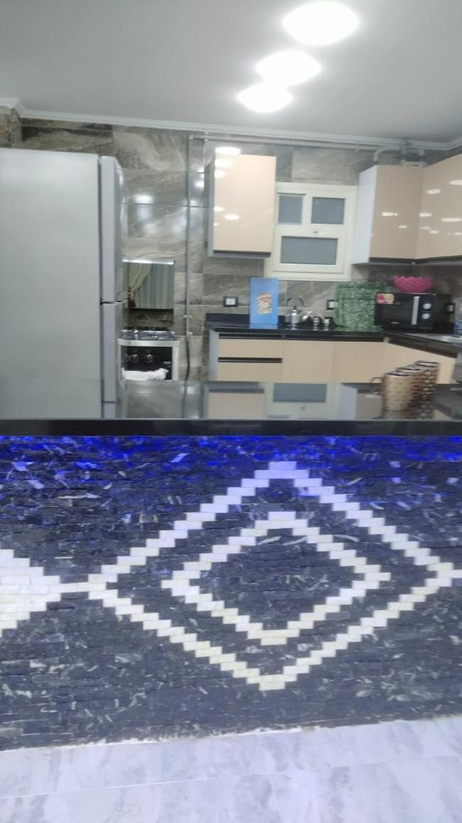 للايجار مفروشة بالكامل امام سيتي ستارز مدينه نصر Cairo